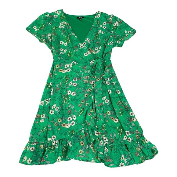 AUW Green Floral Short Sleeve Wrap Dress Womens
Size Large - Picture 9 of 16